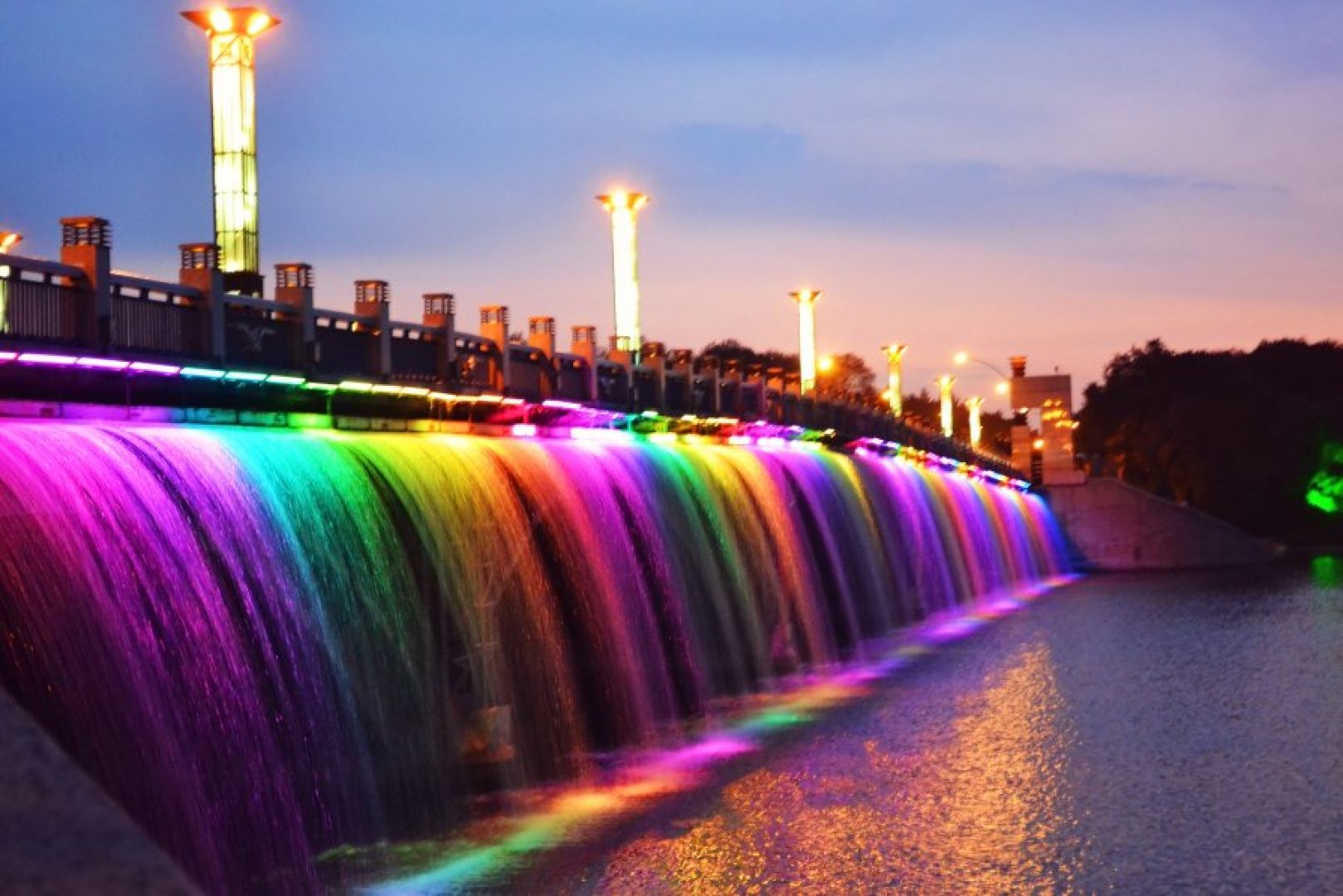 Мост фонтан радуги Южная Корея